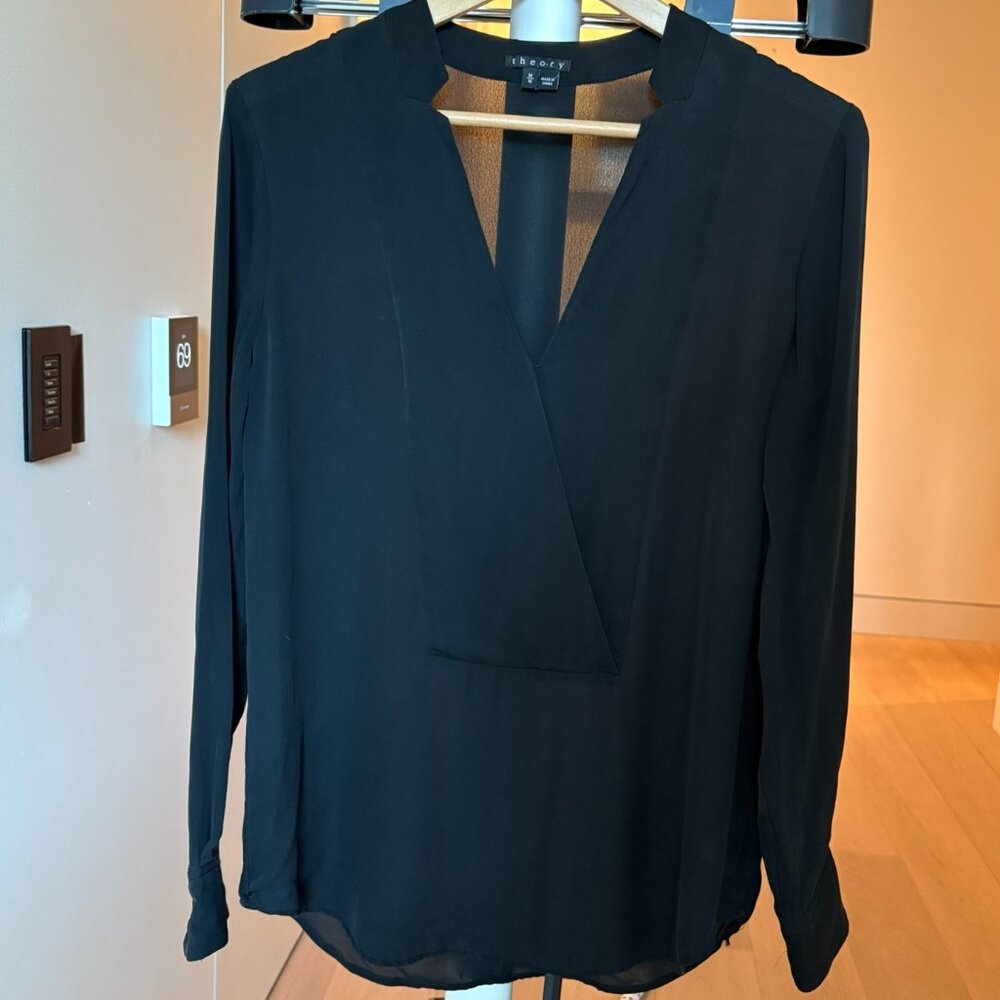 Theory Black Silk Blouse Long Sleeve | Size M | Classic Work Top
